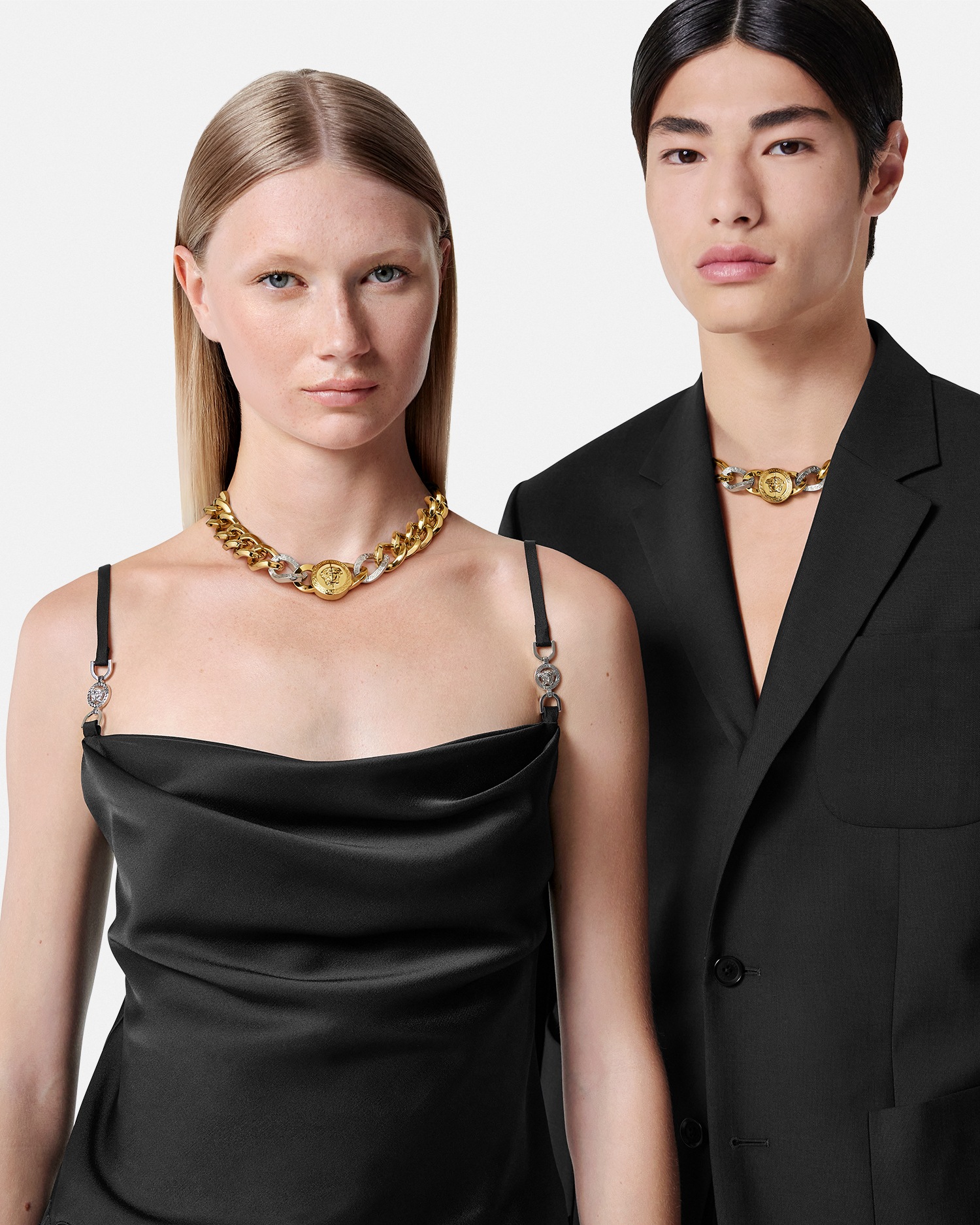 Versace Medusa Chain Necklace Gold 3