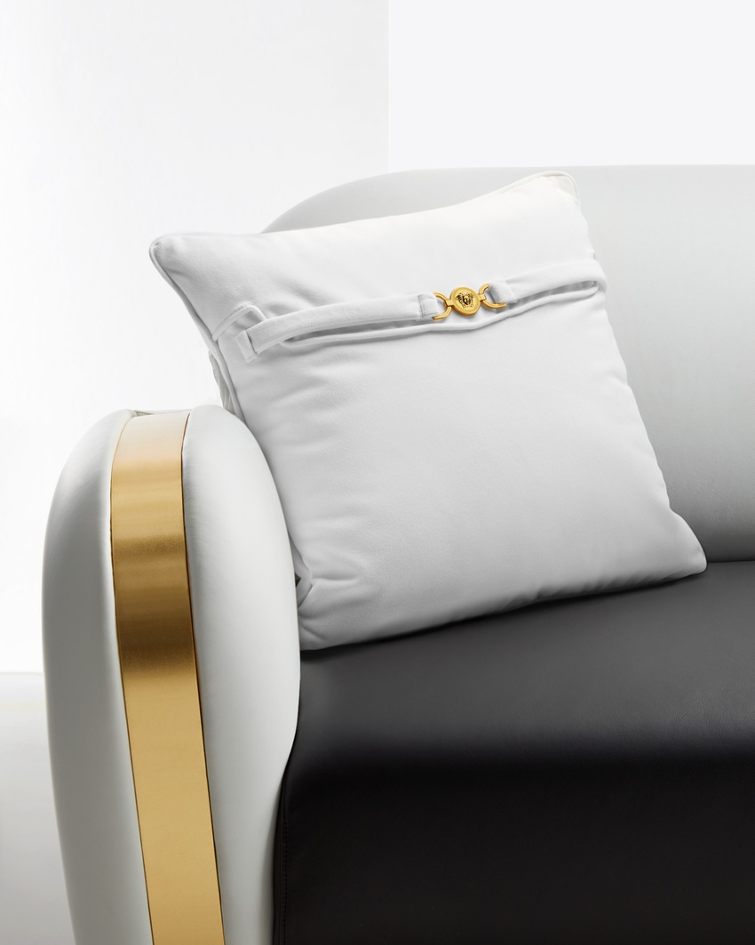Medusa '95 Cushion 45 cm White 2