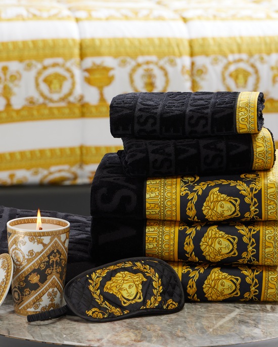 Versace Home I ♡ Baroque Bath Towel Black 2